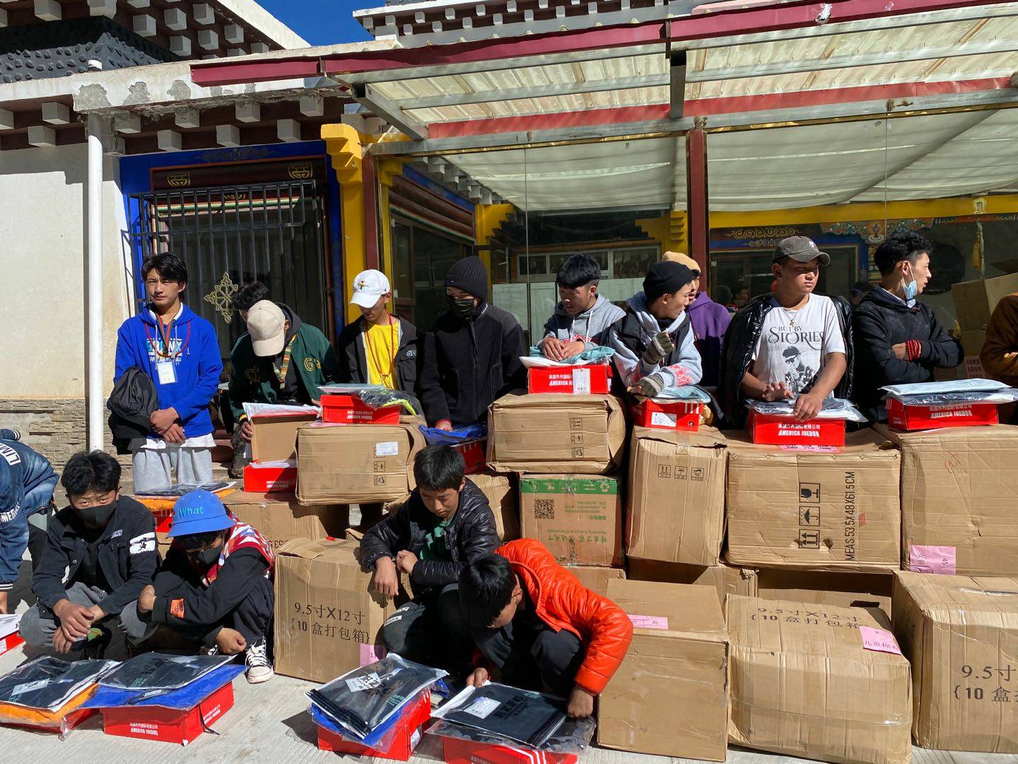 大连黄杰个人护理服务有限公司公益回顾丨家国同欢月同圆 温暖满载甘孜州(图7) 大连黄杰个人护理服务有限公司公益回顾丨家国同欢月同圆 温暖满载甘孜州(图7)